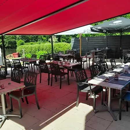 En Ardenne Szálloda *